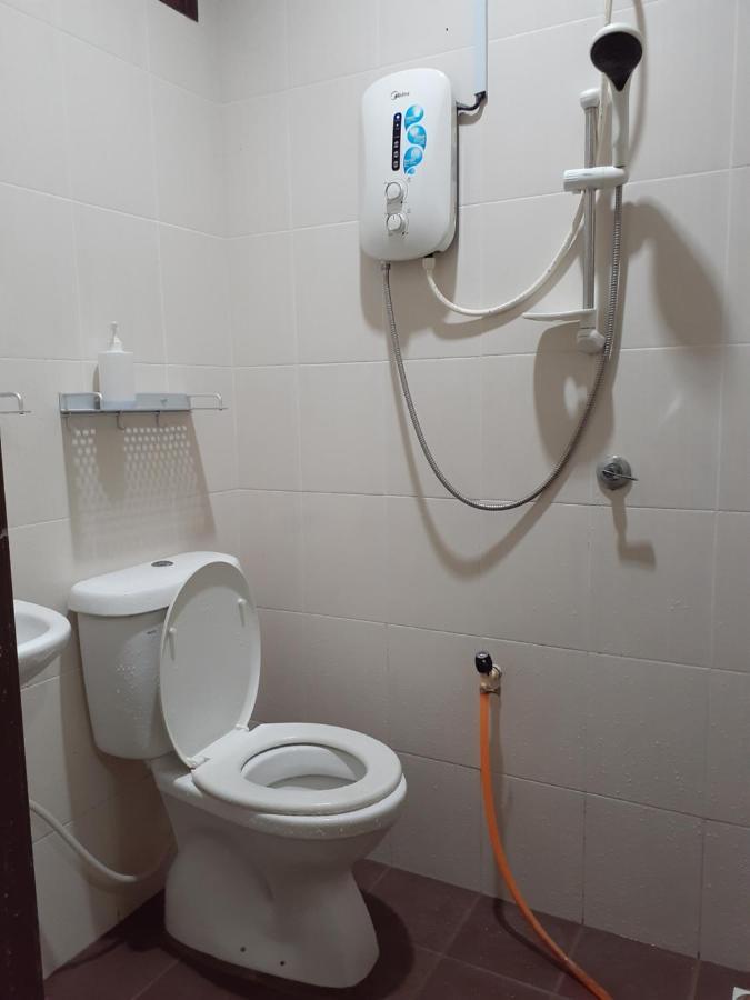 Homestay Bukit Kayu Hitam With 3 Bedrooms Not Sharing Free Wifi Exteriör bild